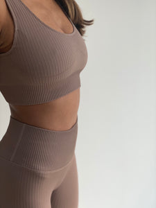 Short Seamless Loungewear set in Taupe