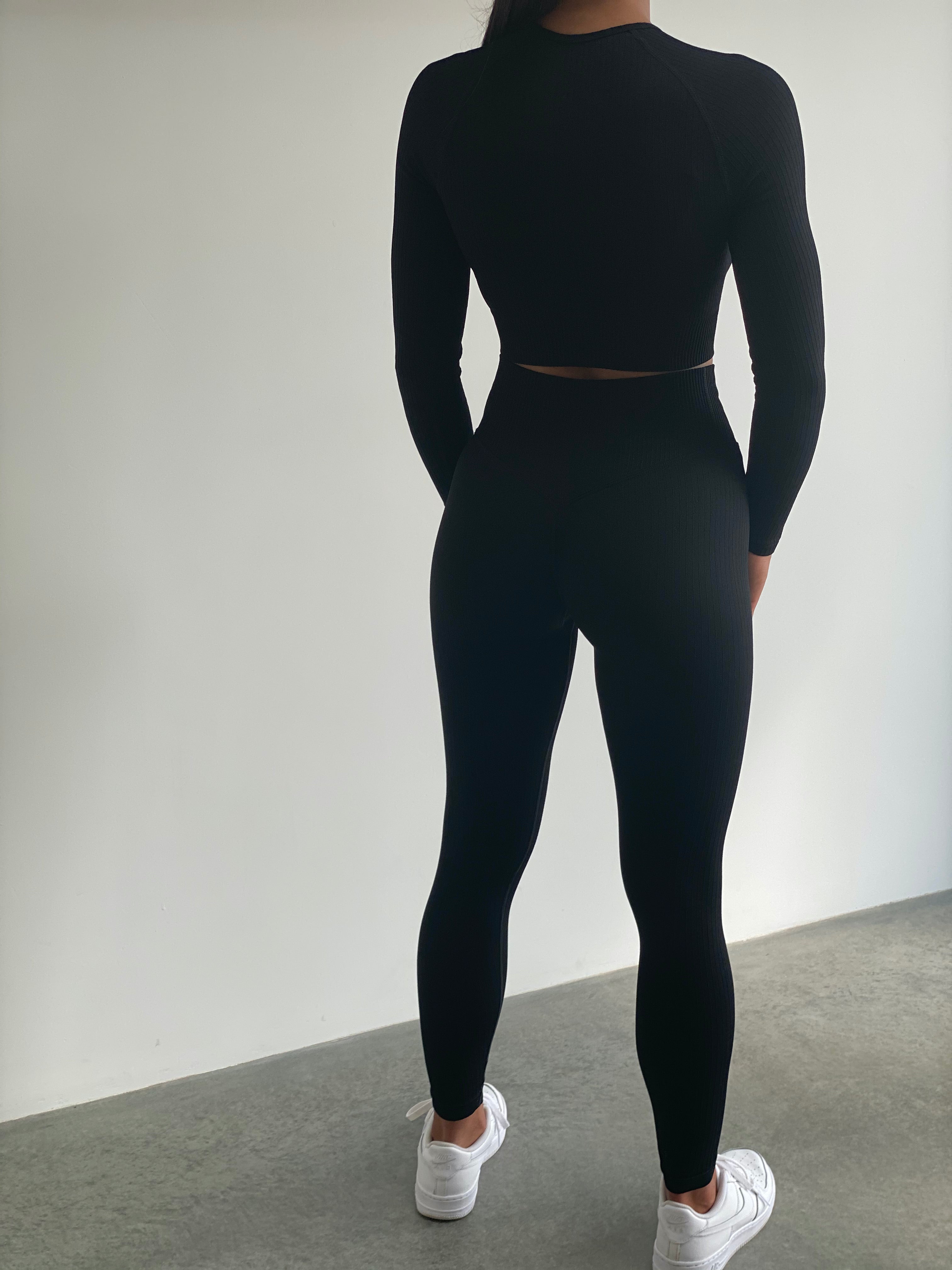 Long Seamless Loungewear set in Black