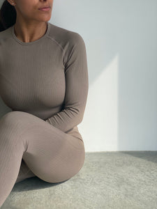 Long Seamless Loungewear set in Taupe