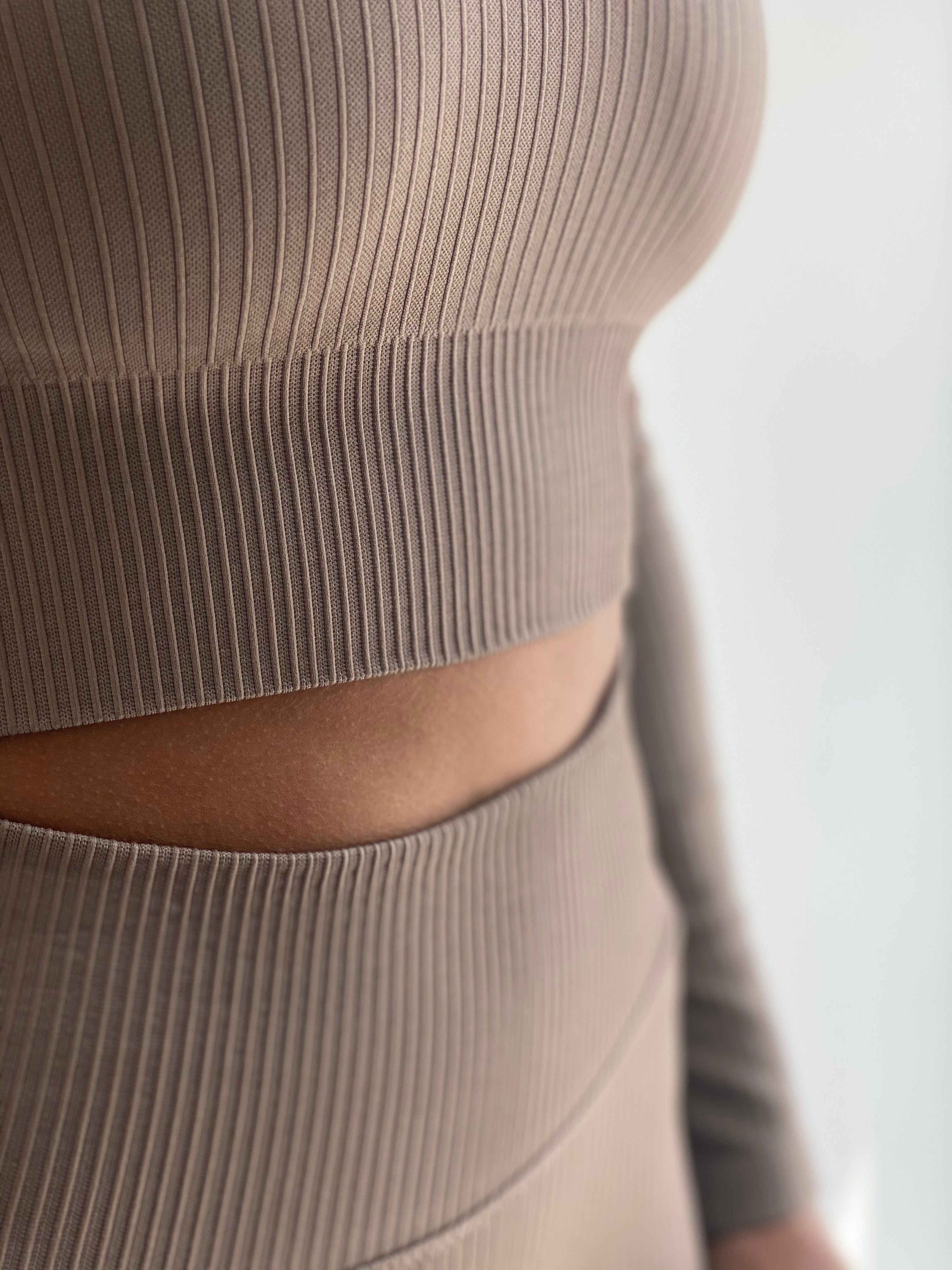 Long Seamless Loungewear set in Taupe